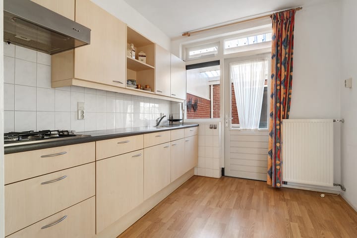 Foto 5 van Meeuwenstraat 14