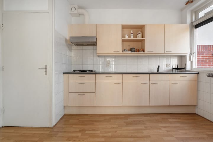 Foto 7 van Meeuwenstraat 14