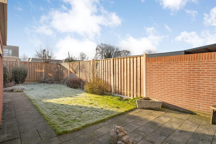 Foto 26 van Meeuwenstraat 14