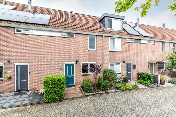 Foto 6 van Kamillestraat 12