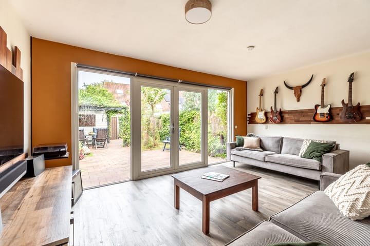 Foto 11 van Kamillestraat 12