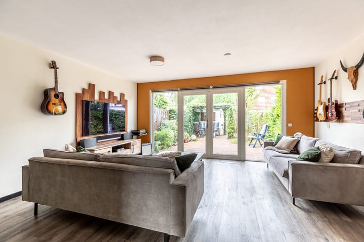 Foto 12 van Kamillestraat 12