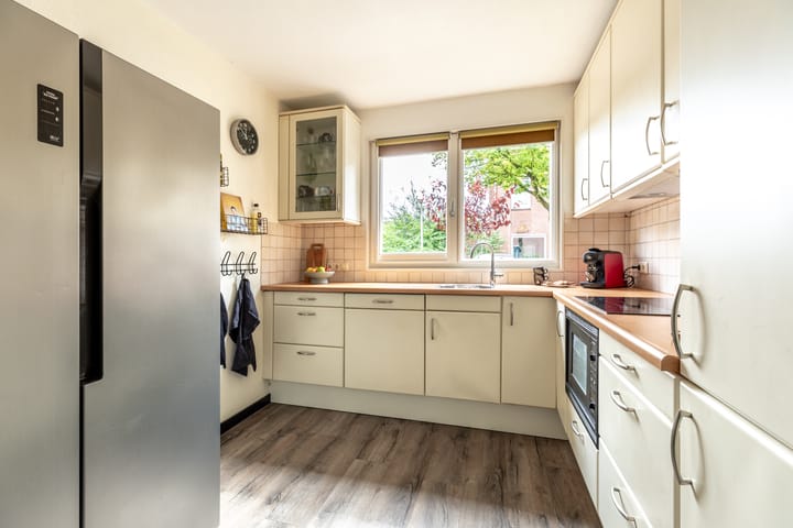 Foto 21 van Kamillestraat 12