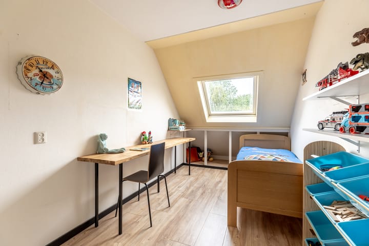 Foto 30 van Kamillestraat 12