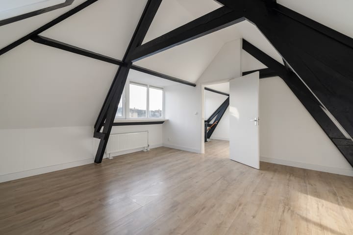 Foto 24 van Sionstraat 33-B02