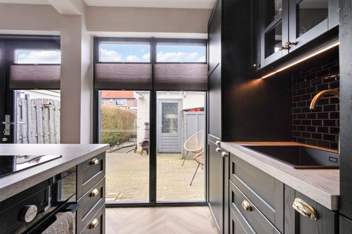 Foto 16 van Oosterstraat 92