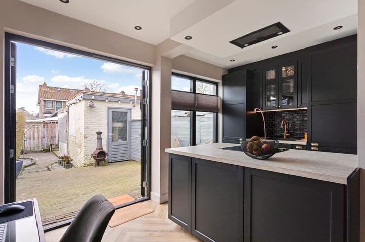 Foto 19 van Oosterstraat 92