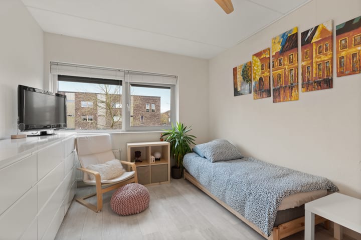 Photo 28 of Kuifjestraat 58