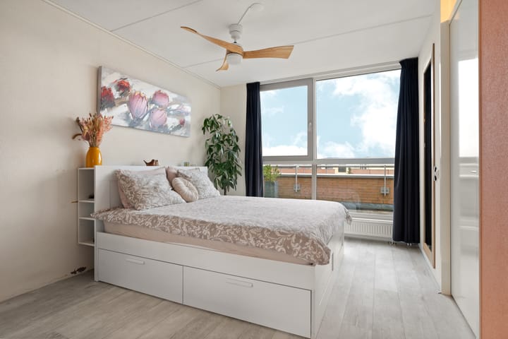 Photo 35 of Kuifjestraat 58