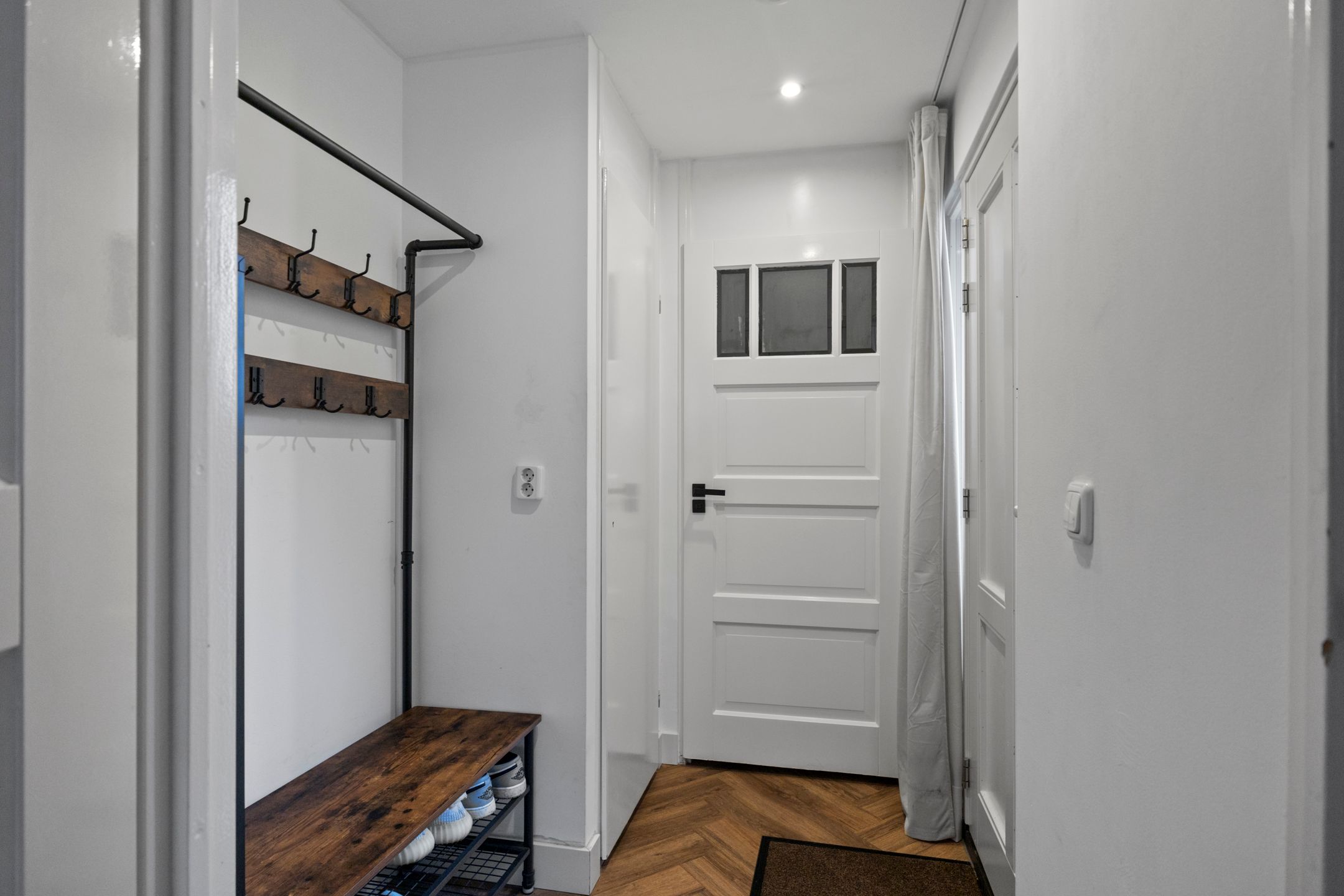 Photo 12 of Doorzwin 2112