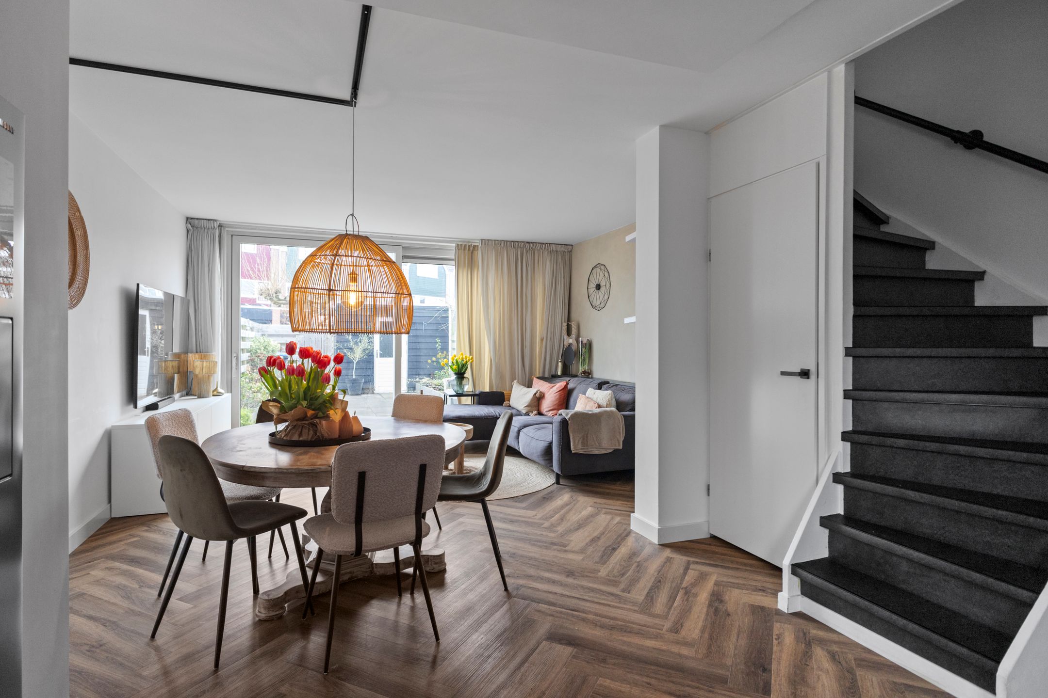 Photo 6 of Doorzwin 2112