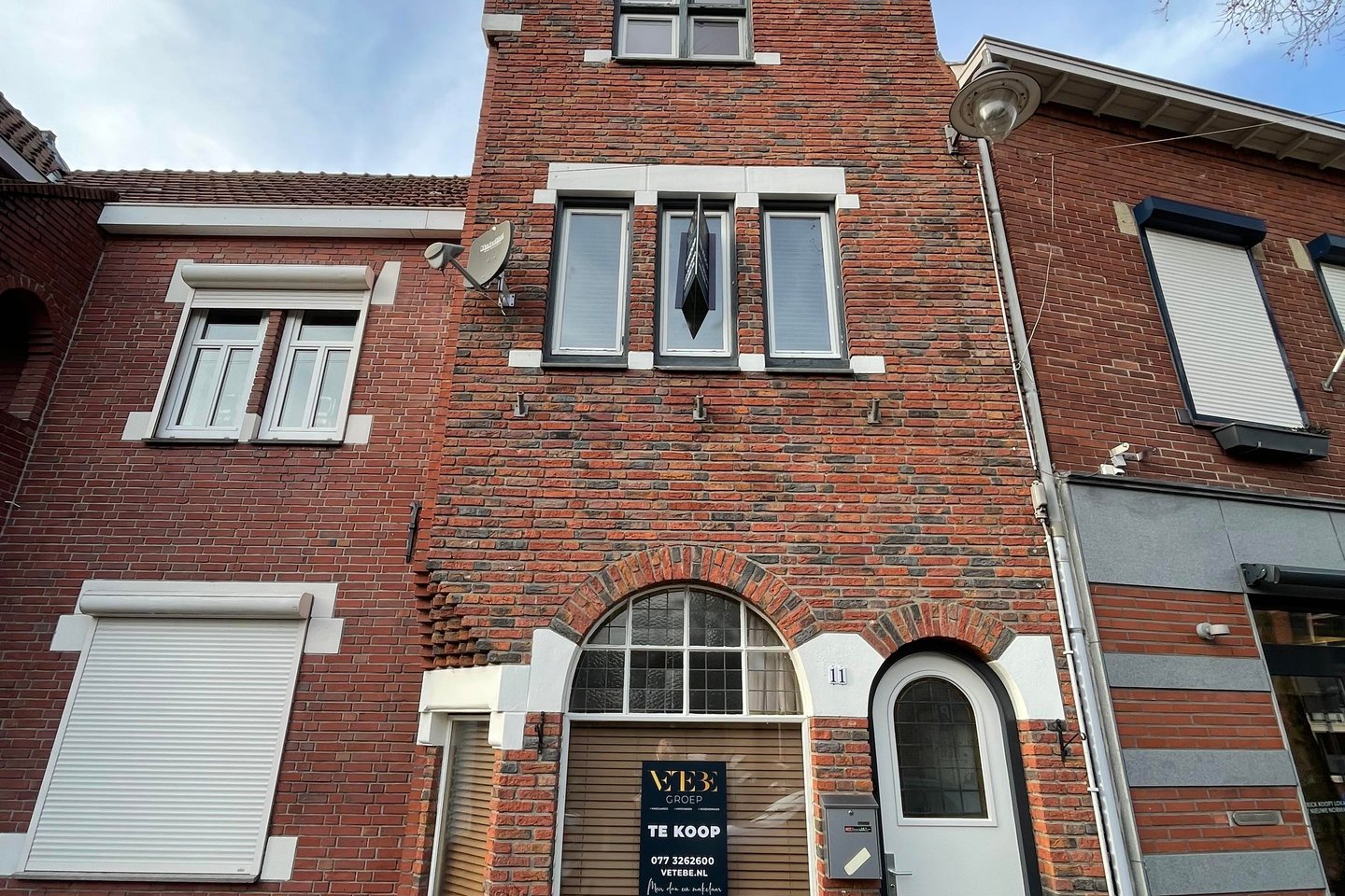 View photo 1 of 1e Graaf van Loonstraat 11