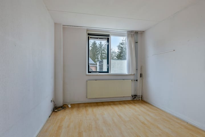 Photo 14 of Zeehondstraat 48