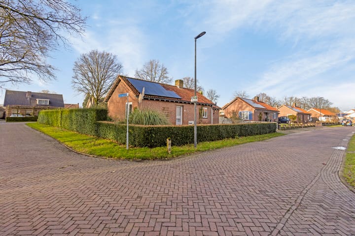 Foto 3 van Pastoor van Houtstraat 15