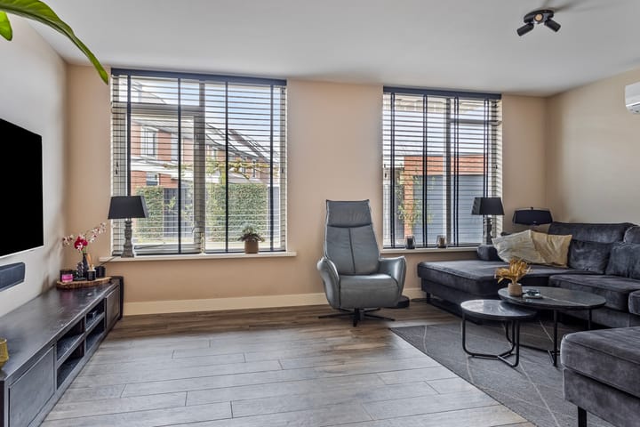 Foto 9 van Chrysantstraat 44