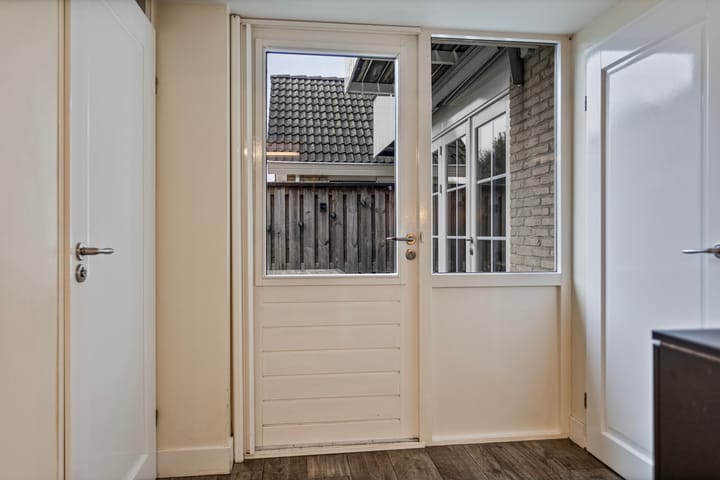 Foto 16 van Chrysantstraat 44