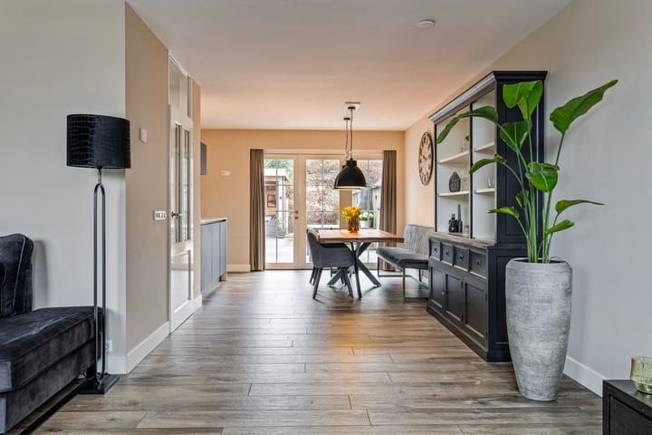 Foto 12 van Chrysantstraat 44