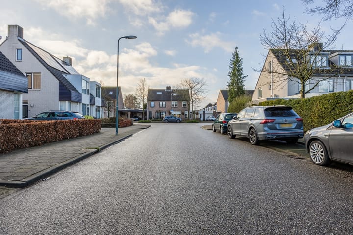 Foto 29 van Tijmlaan 11