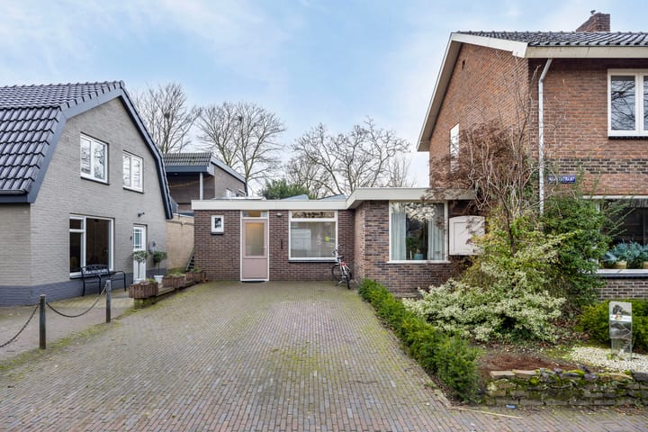 Photo 3 of Marktstraat 11-A