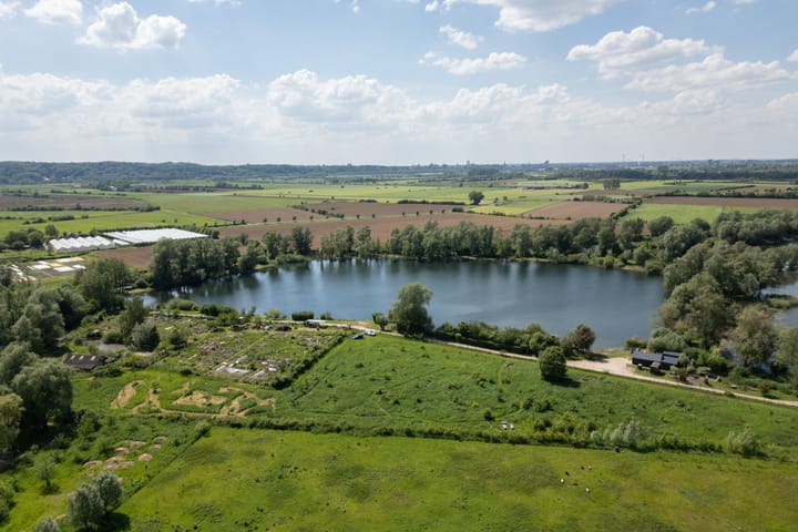 Photo 2 of Loeffenstraat 26