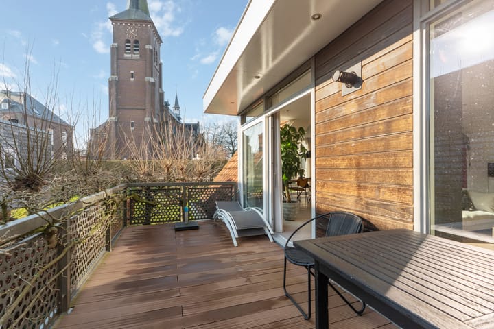 Photo 5 of Loeffenstraat 26