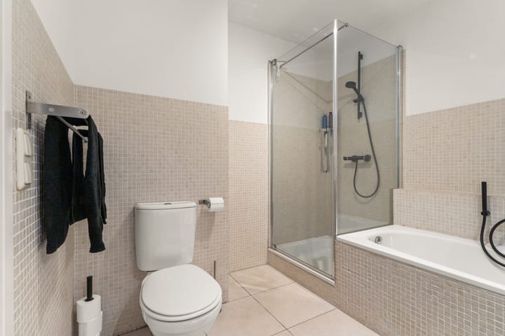 Photo 33 of Loeffenstraat 26