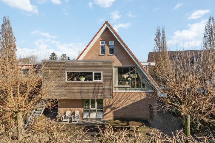 Photo 36 of Loeffenstraat 26