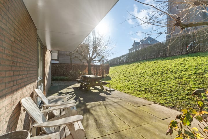 Photo 37 of Loeffenstraat 26