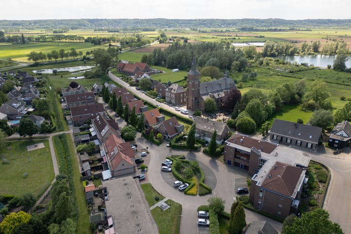 Photo 52 of Loeffenstraat 26