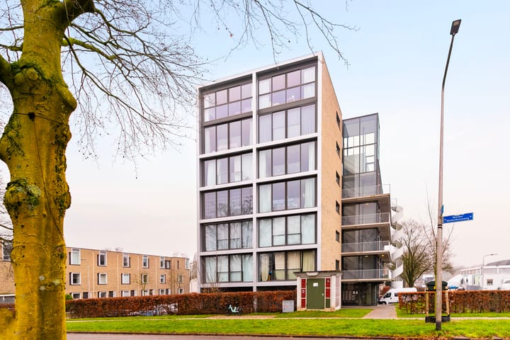 Photo 24 of Marie Curiestraat 27