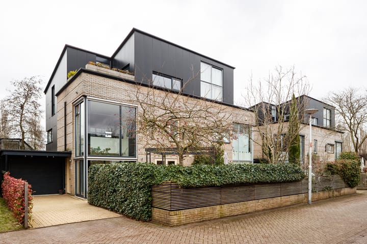 Foto 1 van Karl Millöckerhof 20