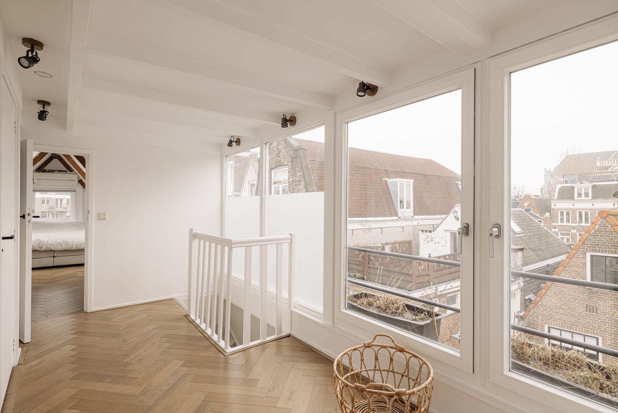 Photo 12 of Eerste Goudsbloemdwarsstraat 15-A3