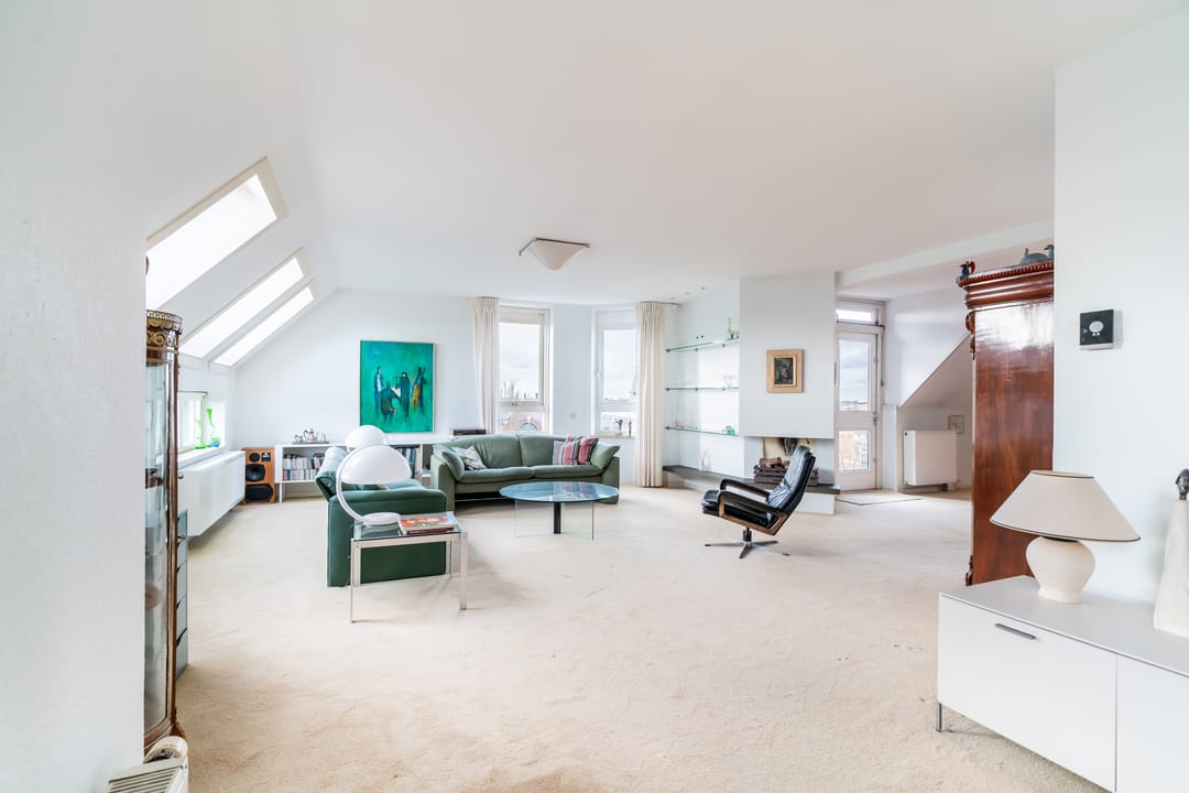 Foto 7 van Johan van Oldenbarneveltlaan 23-H