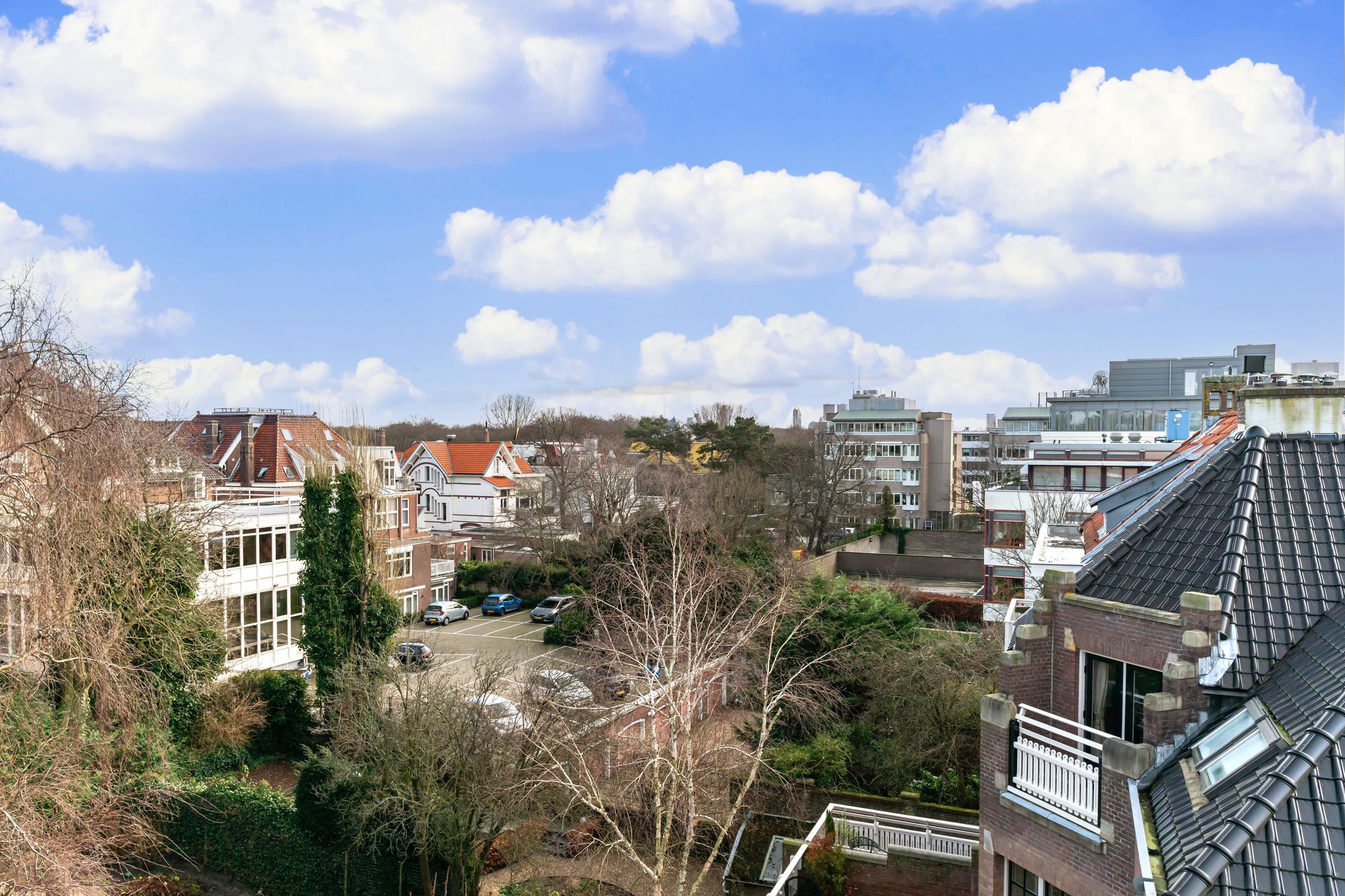 Foto 30 van Johan van Oldenbarneveltlaan 23-H