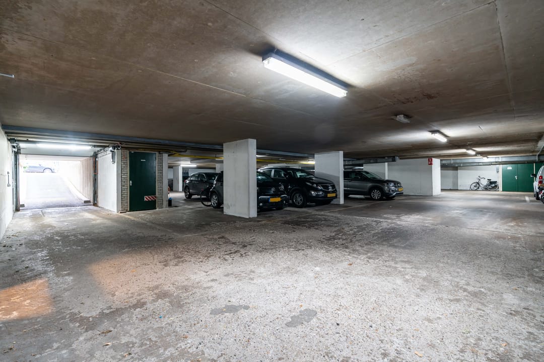 Foto 31 van Johan van Oldenbarneveltlaan 23-H