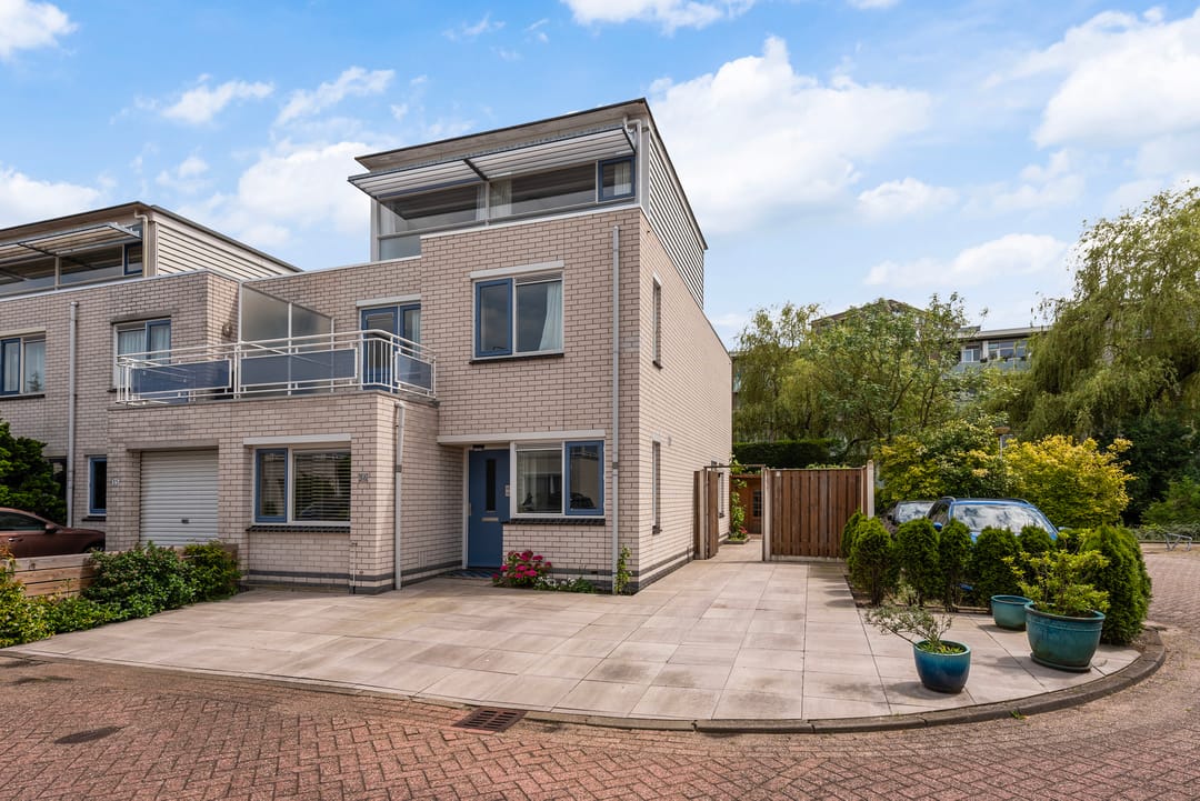 Foto 1 van Ir. van der Sluijsplantsoen 36