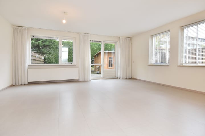 Foto 2 van Ir. van der Sluijsplantsoen 36