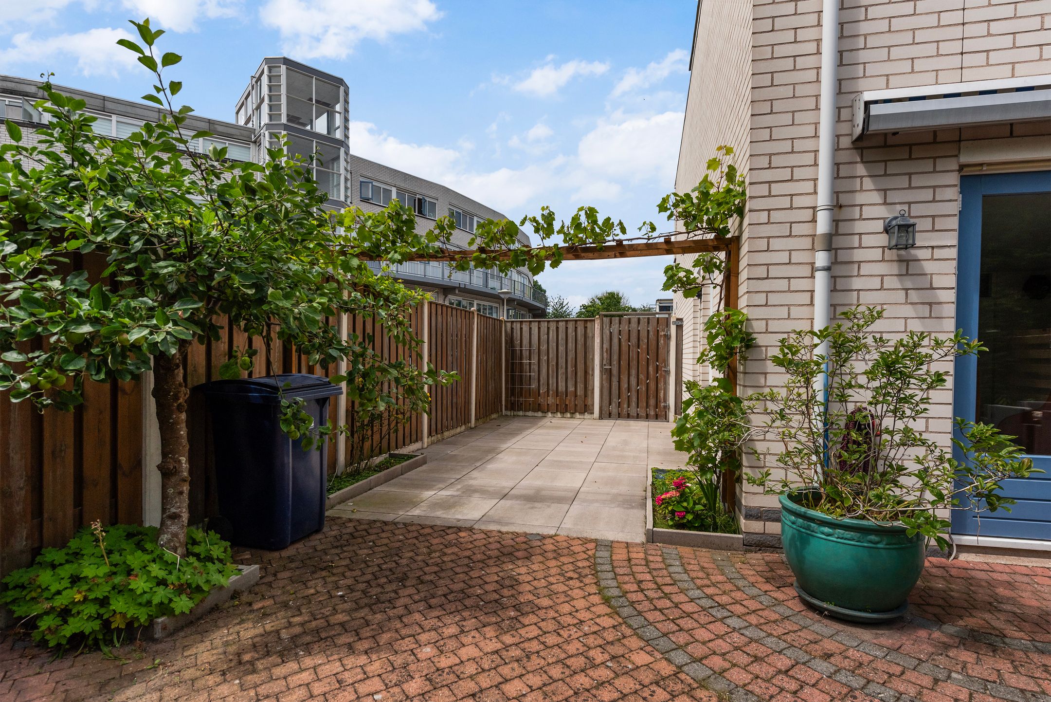 Foto 9 van Ir. van der Sluijsplantsoen 36