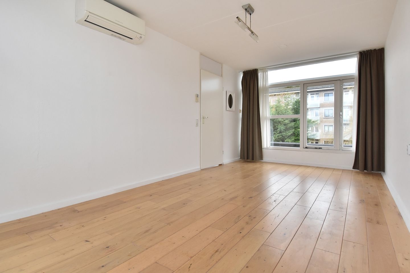 Foto 40 van Ir. van der Sluijsplantsoen 36