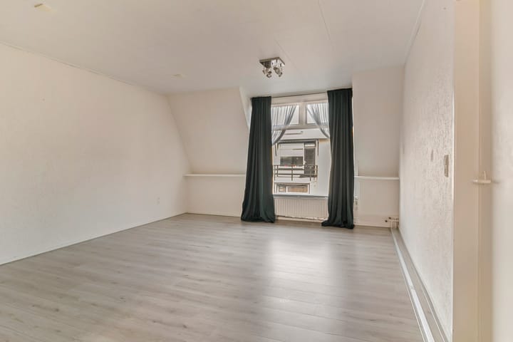 Photo 11 of Stationsstraat 68