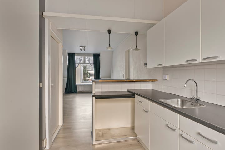 Photo 14 of Stationsstraat 68