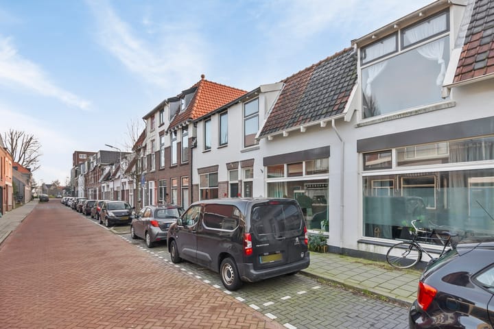 Photo 27 of Stationsstraat 68