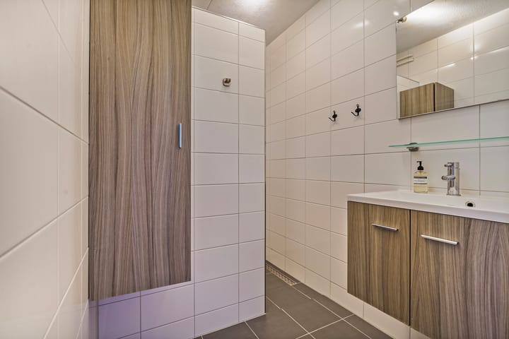 Foto 17 van Vrolikstraat 211