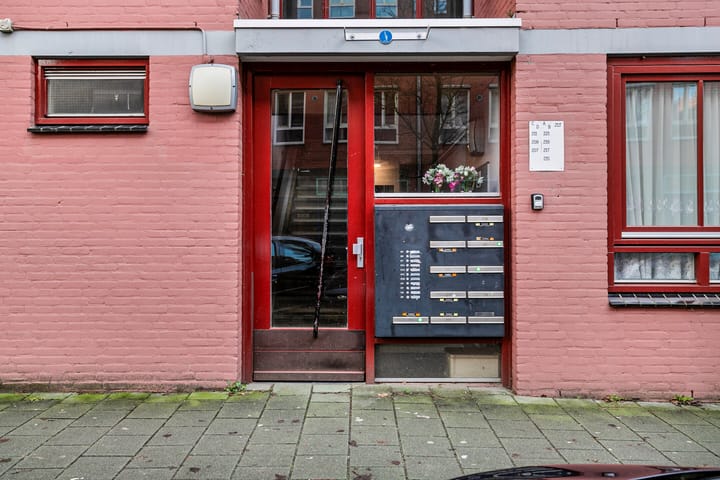 Foto 27 van Vrolikstraat 211