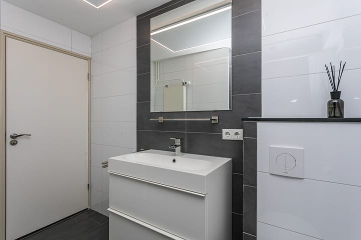 Foto 18 van Rosastraat 5