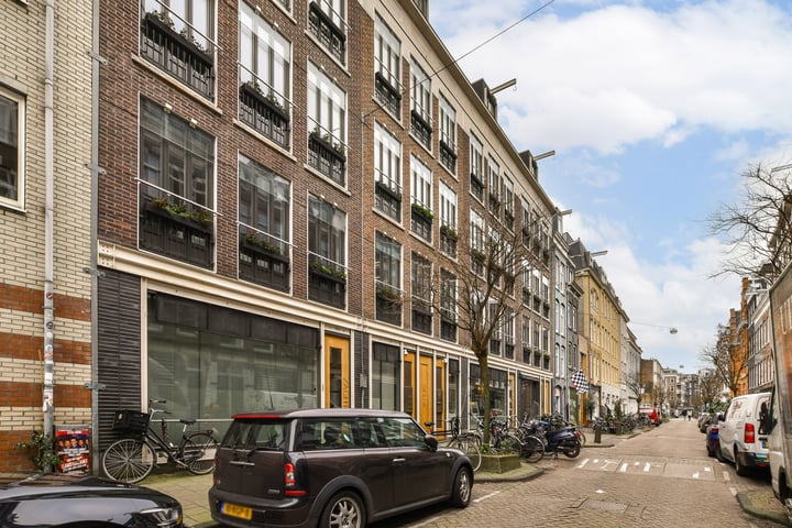 Bekijk foto van Gerard Doustraat 147 A