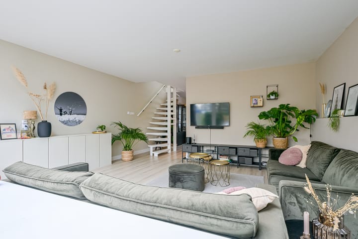 Foto 11 van Leeuwerikstraat 47