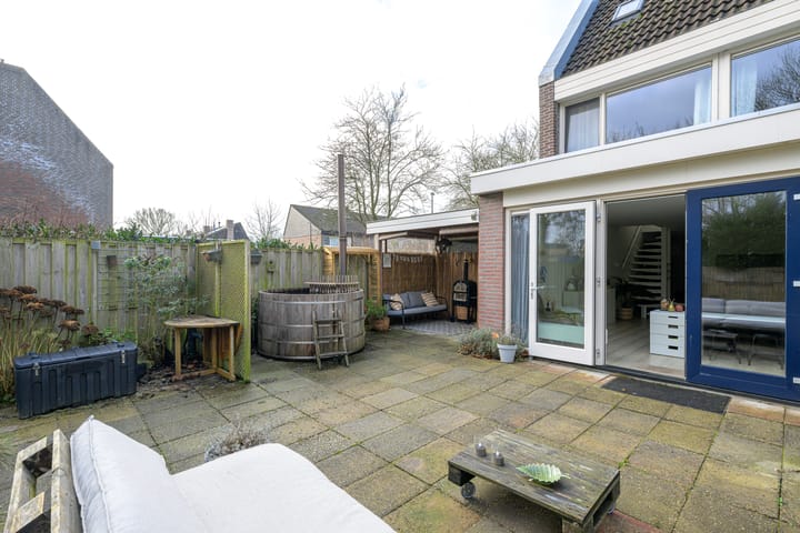 Foto 23 van Leeuwerikstraat 47