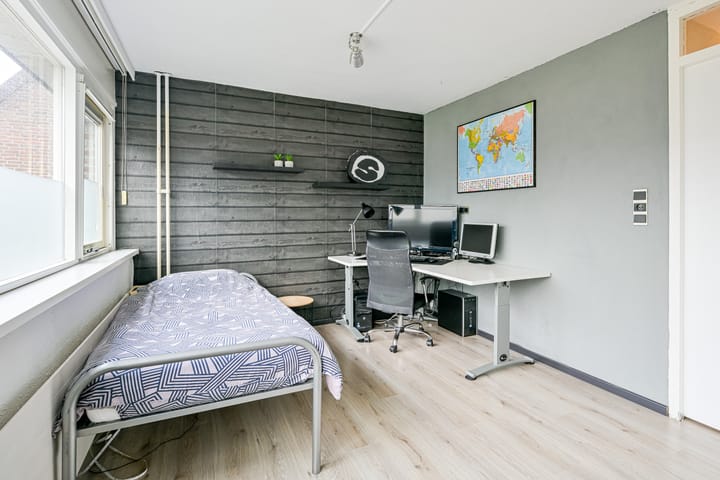 Foto 30 van Leeuwerikstraat 47