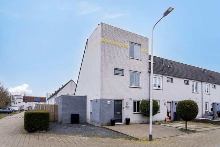 undefined main image